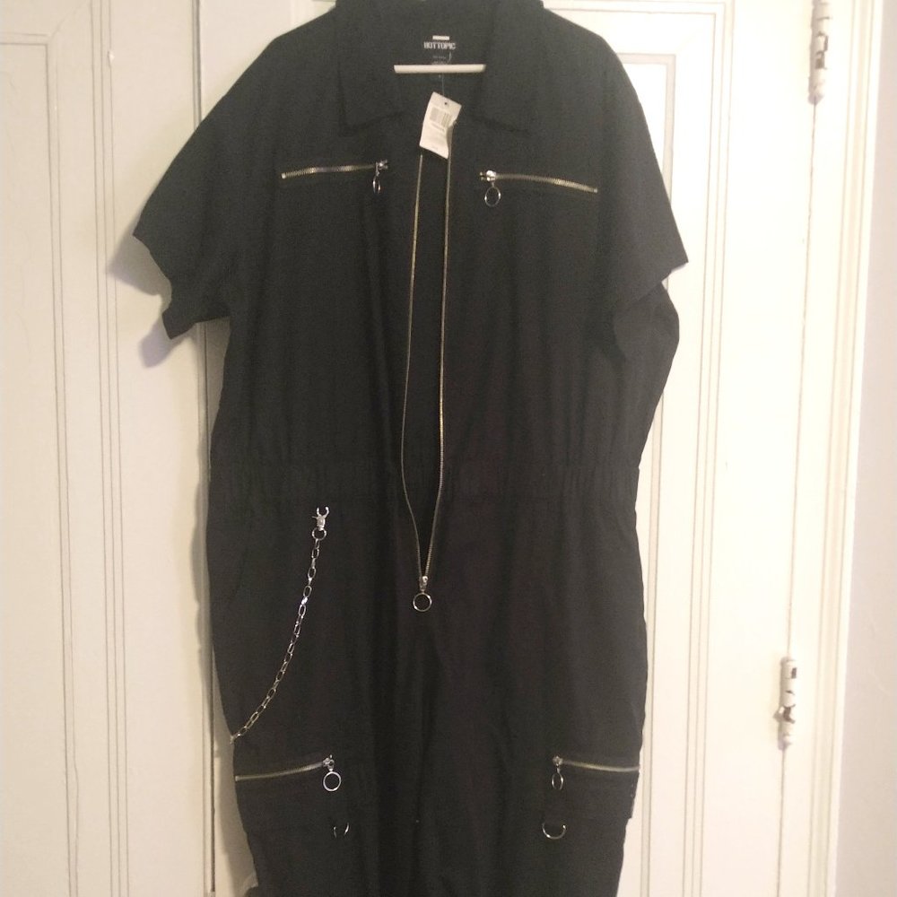 Hot Topic Jumpsuit 3x NWT